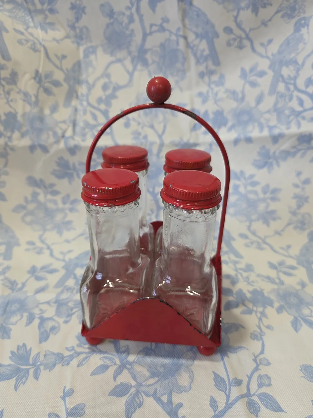 Red Vintage-Style Metal Glass Bottle Set with Carrier
